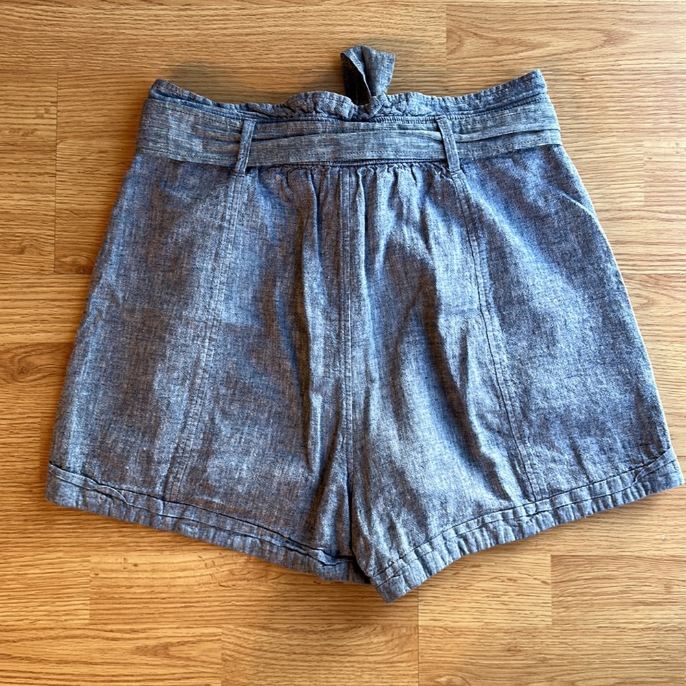 Express Linen Blend High-Waist Tie-Front Shorts S… - image 4